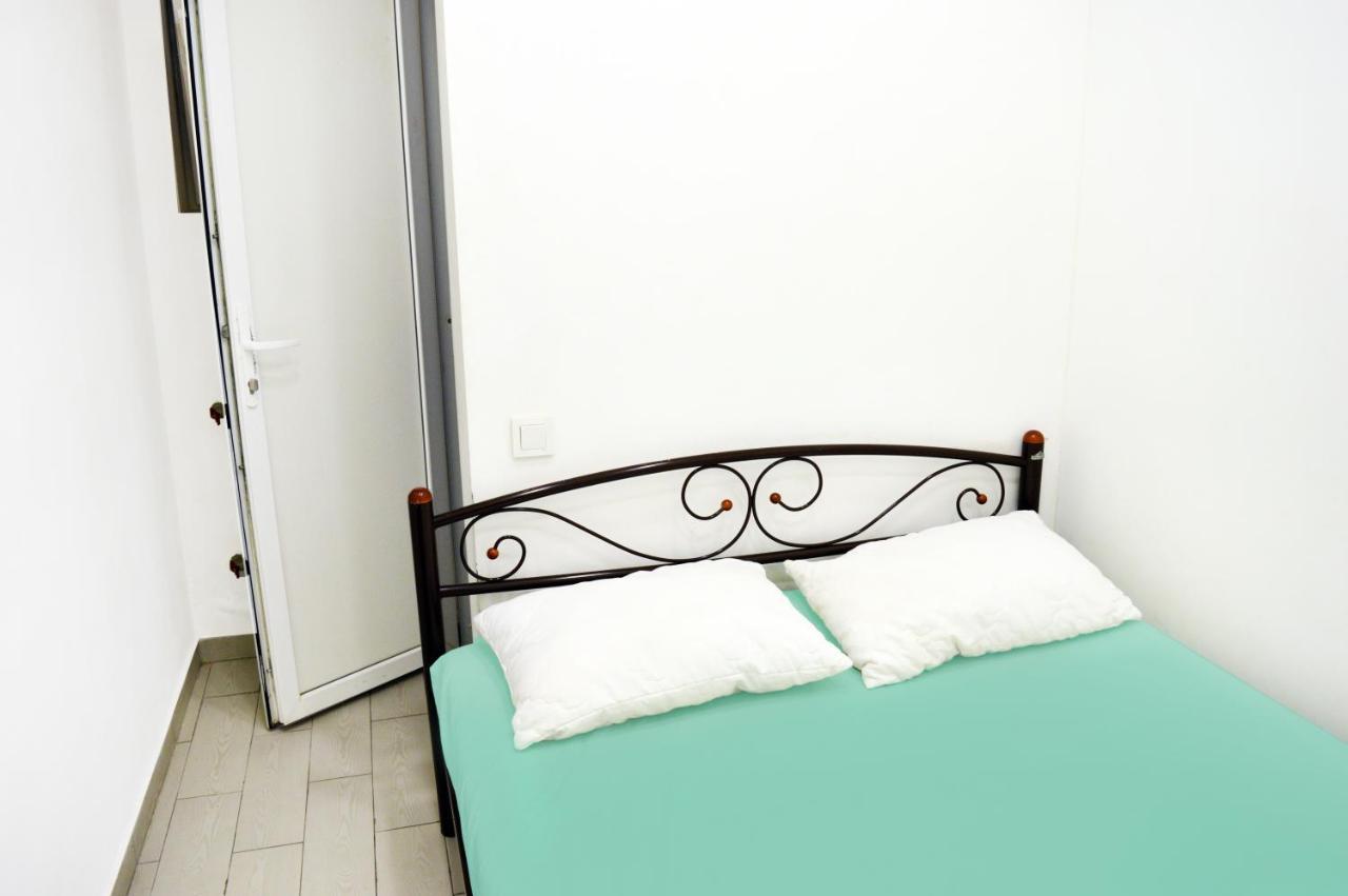 Hostel Vokzal Kiev Bagian luar foto